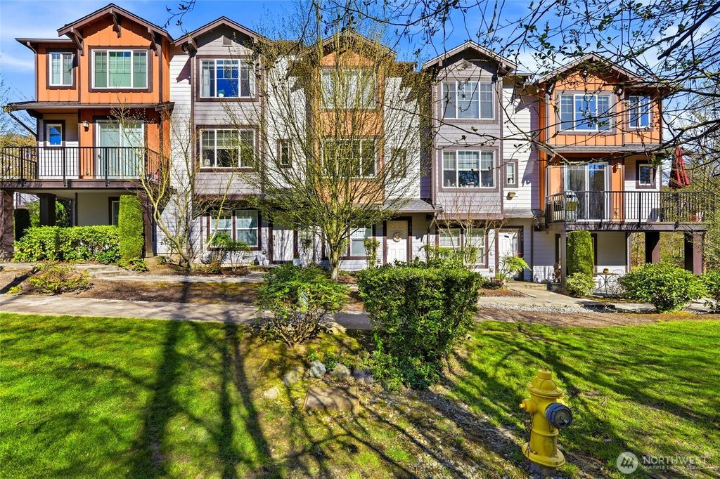 Photo of 10175 156th Court NE #105, Redmond, WA 98052 (MLS # 2491774)