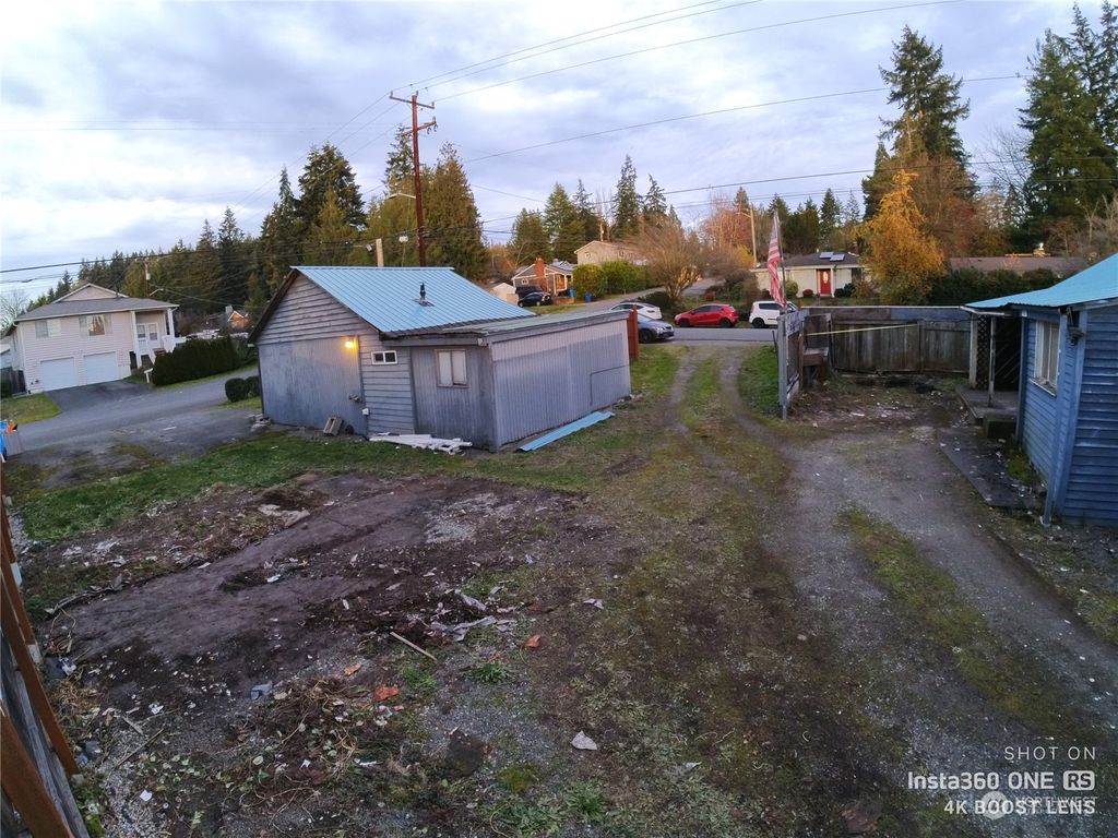 Photo of 1747 NE 147th Street, Shoreline, WA 98155 (MLS # 2313248)