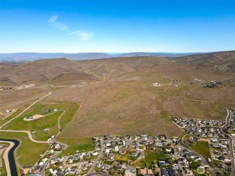 Photo of 351 Kristi Lane, Yakima, WA 98901 (MLS # 2545034)