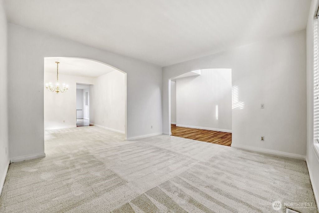 Photo of 22616 SE 14th Place, Sammamish, WA 98075 (MLS # 2481703)