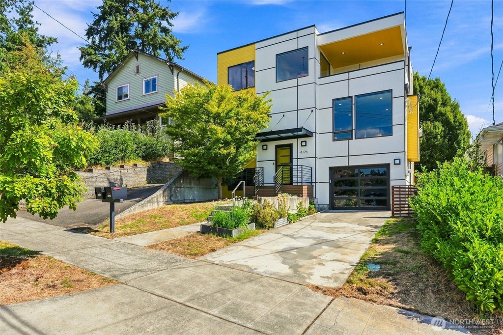 Photo of 4126 Cascadia Avenue S, Seattle, WA 98118 (MLS # 2577496)