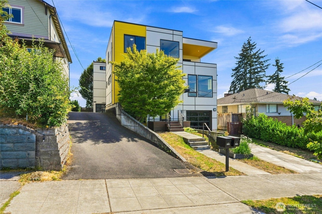 Photo of 4126 Cascadia Avenue S, Seattle, WA 98118 (MLS # 2577496)