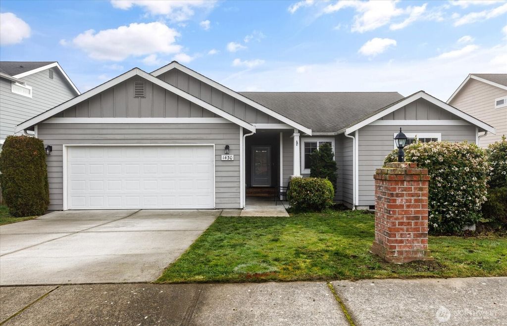 Photo of 1430 NW Camellia Loop, Oak Harbor, WA 98277 (MLS # 2511730)