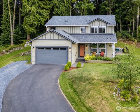 Photo of 5519 Whitehorn Way, Blaine, WA 98230 (MLS # 2537789)