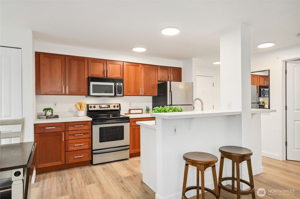Photo of 300 10th Avenue #A202, Seattle, WA 98122 (MLS # 2341603)