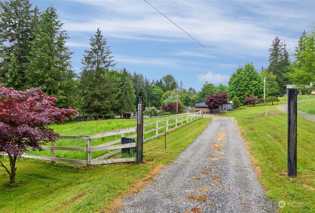 Photo of 14525 Three Lakes Road, Snohomish, WA 98290 (MLS # 2073232)