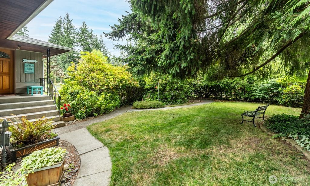 Photo of 22531 92 Avenue W, Edmonds, WA 98020 (MLS # 2408711)