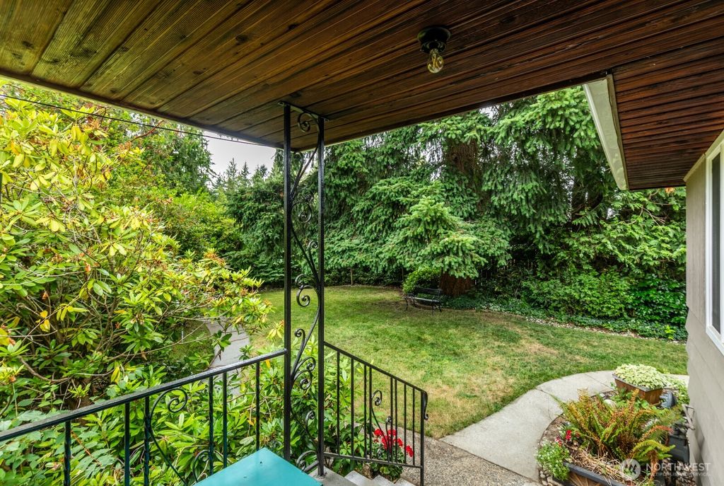 Photo of 22531 92 Avenue W, Edmonds, WA 98020 (MLS # 2408711)