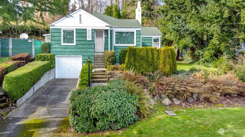 Photo of 10877 Roseberg Avenue S, Seattle, WA 98168 (MLS # 2038308)