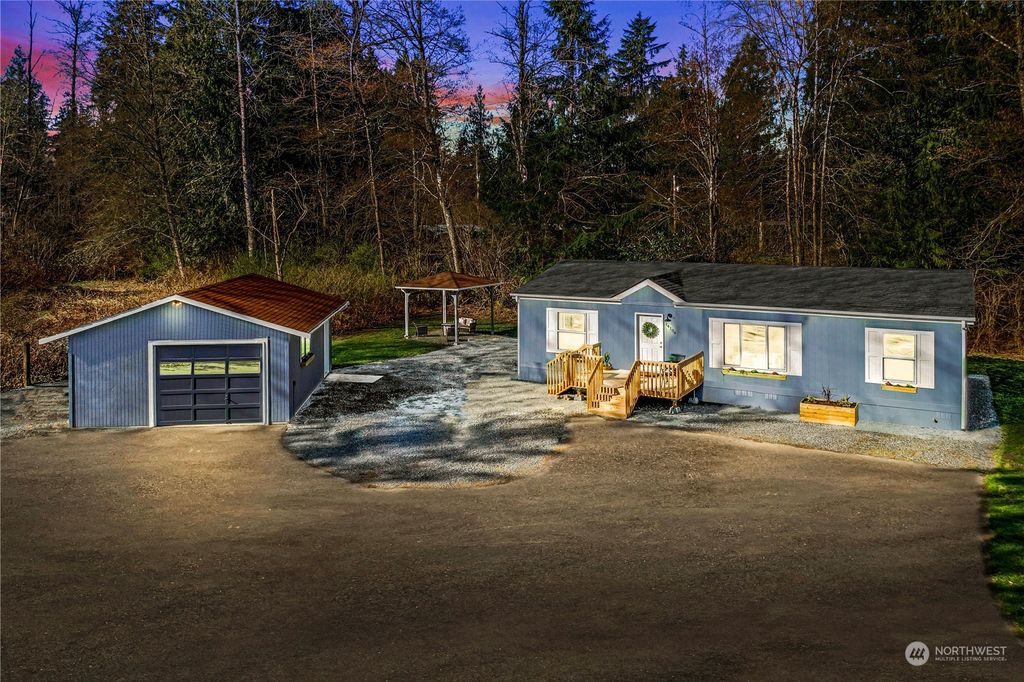 Photo of 14104 Dubuque Road, Snohomish, WA 98290 (MLS # 2212271)