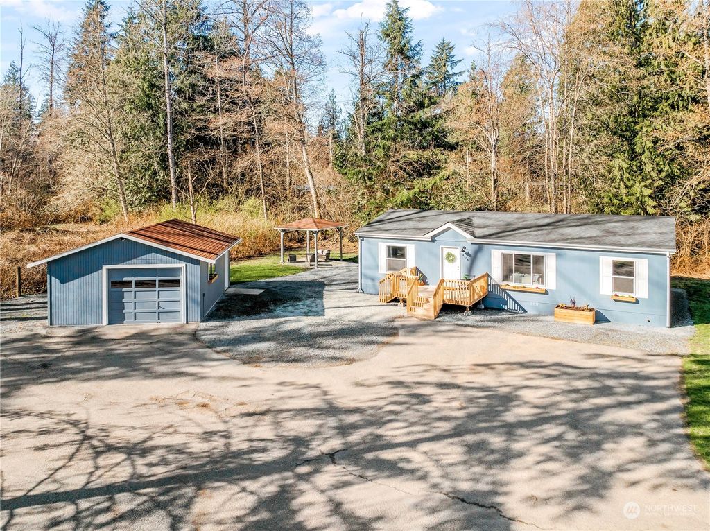 Photo of 14104 Dubuque Road, Snohomish, WA 98290 (MLS # 2212271)