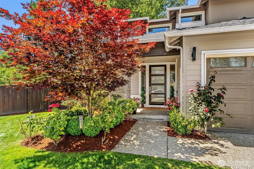Photo of 16932 38th Avenue SE, Bothell, WA 98012 (MLS # 2415040)