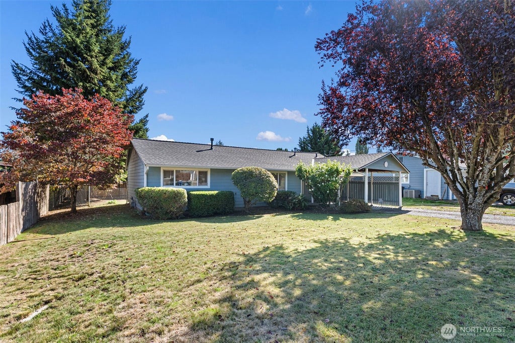 Photo of 16812 123rd Avenue SE, Renton, WA 98058 (MLS # 2531610)