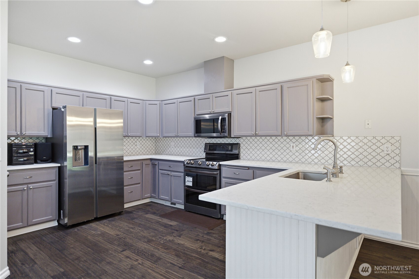 14111 95th Avenue NW