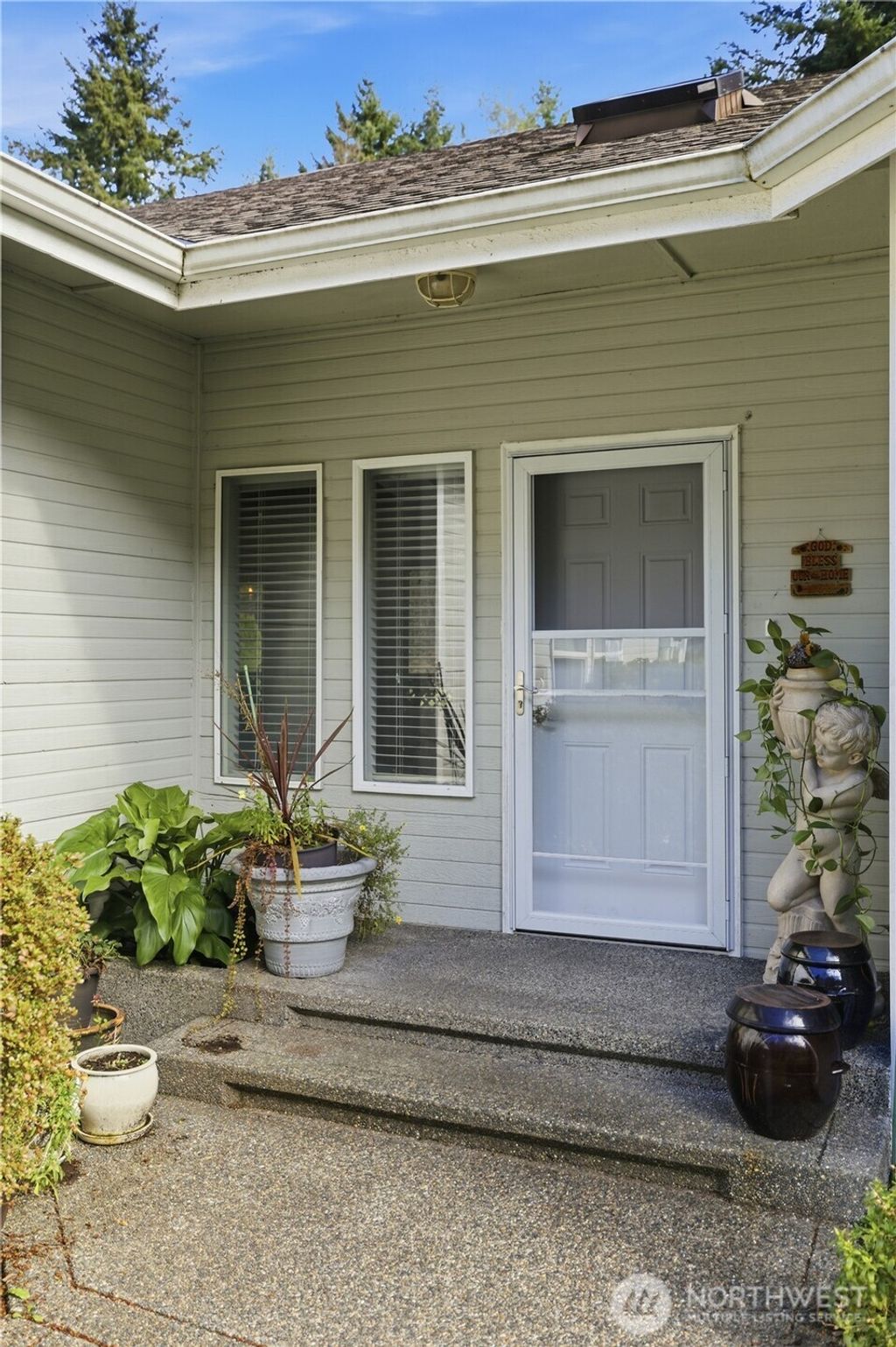 Photo of 14111 95th Avenue NW, Gig Harbor, WA 98329 (MLS # 2483877)