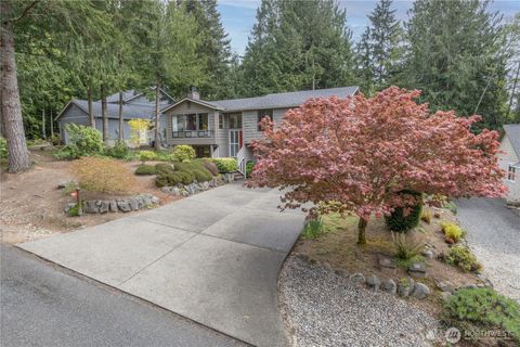 Photo of 20 Clipper Lane, Port Ludlow, WA 98365 (MLS # 2516200)