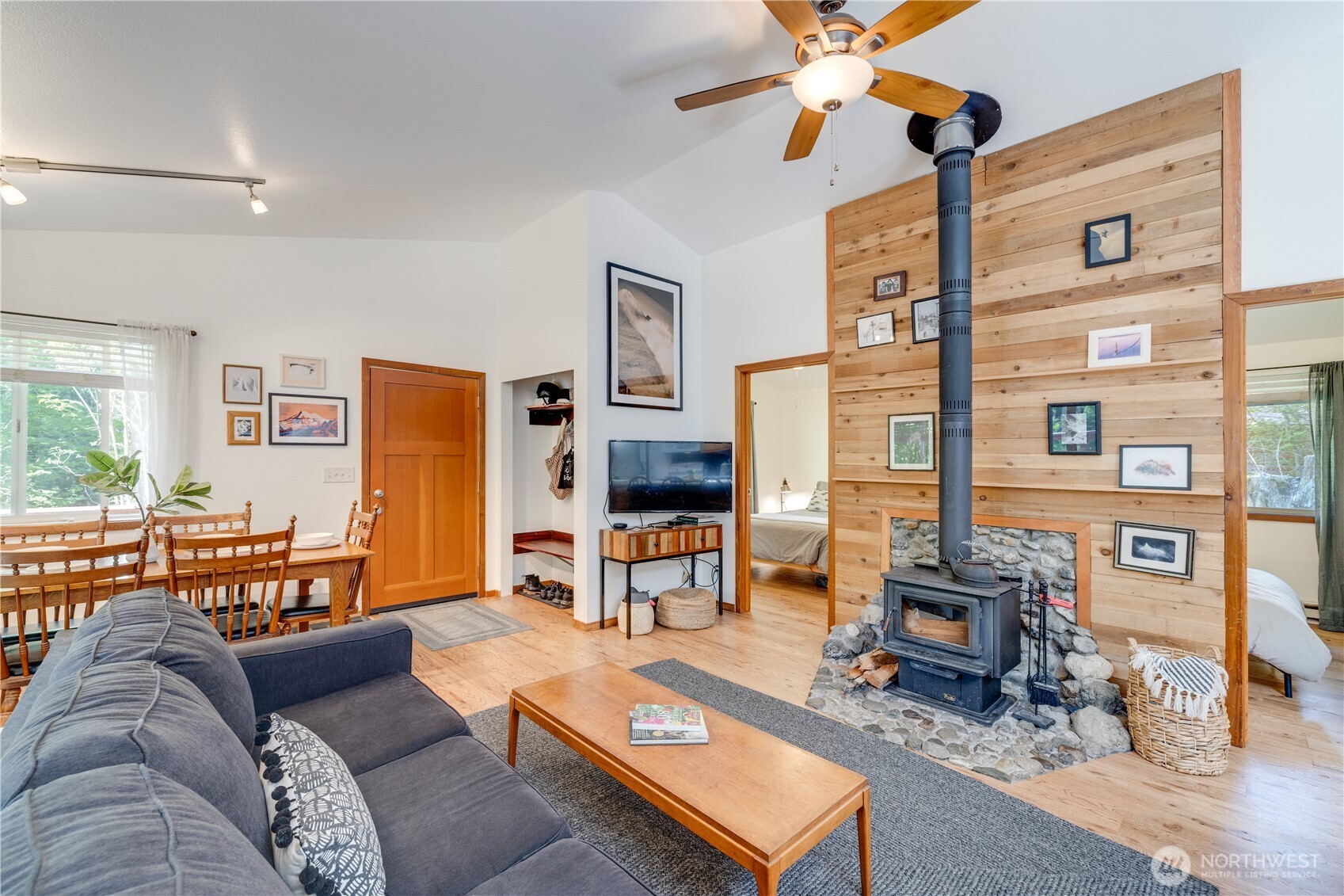 7537 Canyon View Drive