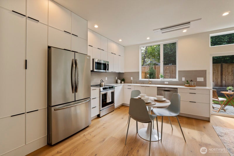 815 NE 100th Street