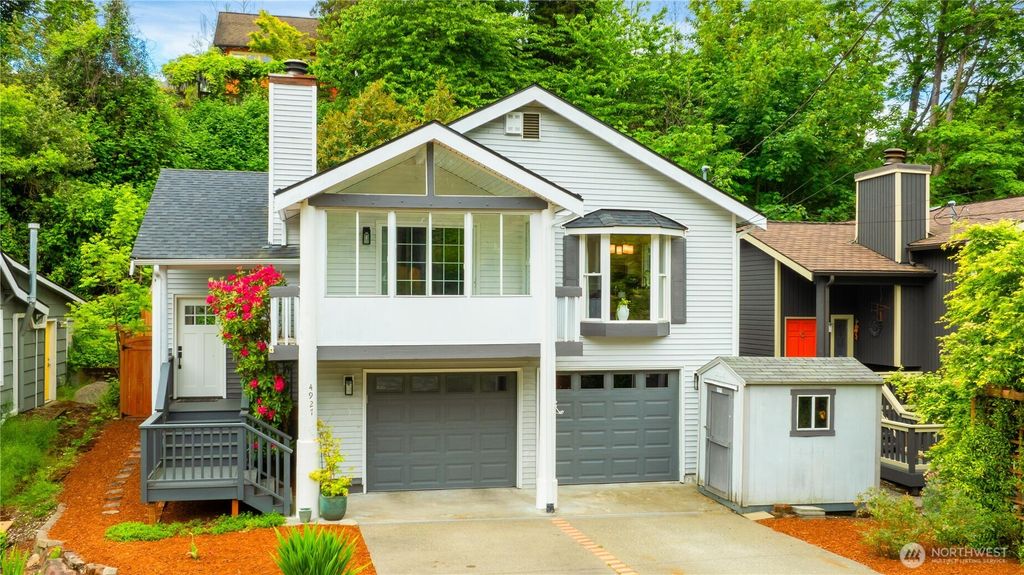 Photo of 4927 47th Avenue S, Seattle, WA 98118 (MLS # 2376704)