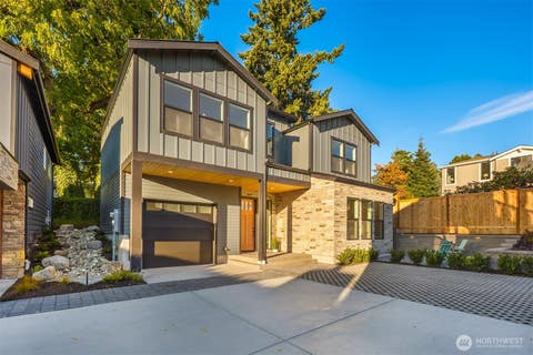 Photo of 636 11th Avenue, Kirkland, WA 98033 (MLS # 2536286)