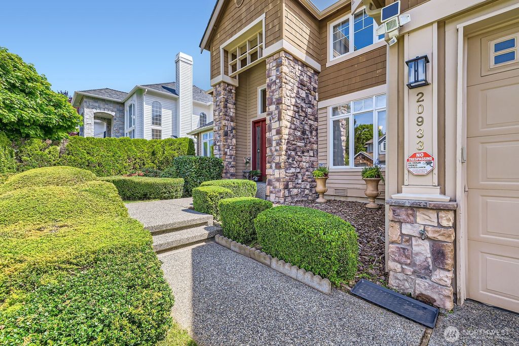 Photo of 20933 37th Avenue SE, Bothell, WA 98021 (MLS # 2368552)