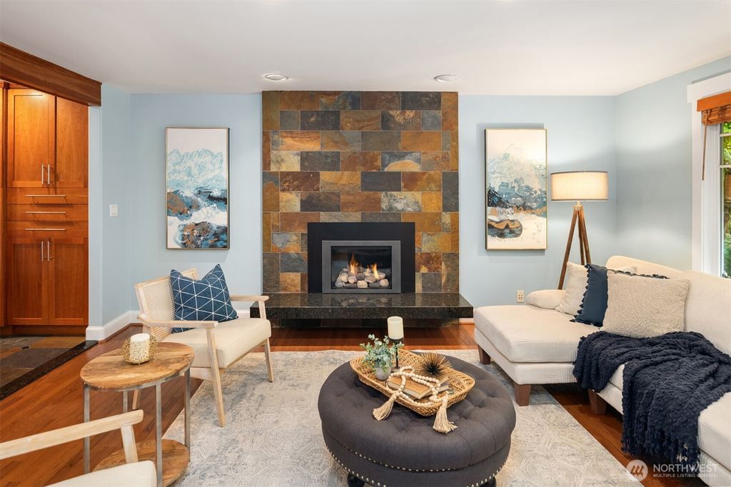 Photo of 17536 NE 156th Street, Woodinville, WA 98072 (MLS # 2533409)
