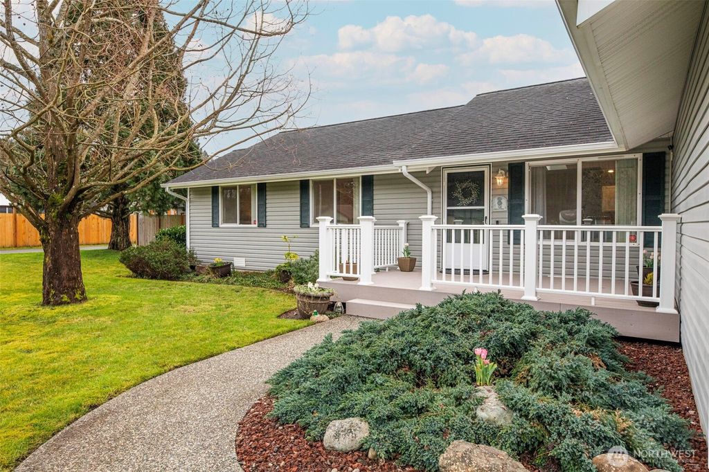 Photo of 712 Portage Street, Arlington, WA 98223 (MLS # 2332684)