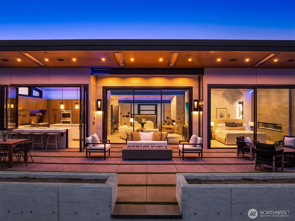 Photo of 343 Keystone Avenue, Coupeville, WA 98239 (MLS # 2501165)