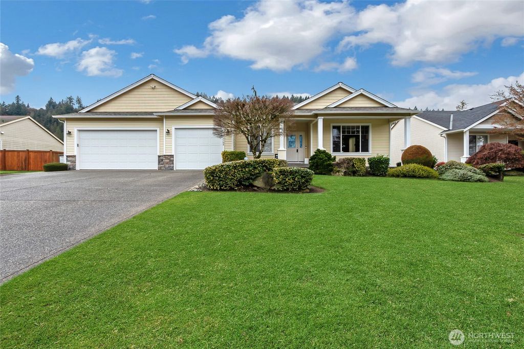 Photo of 13708 143rd Avenue E, Orting, WA 98360 (MLS # 2458918)