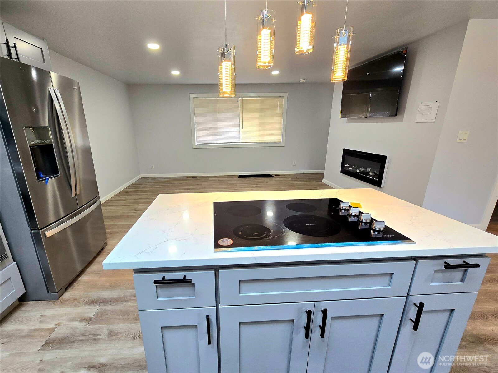 3820 101st Street SW