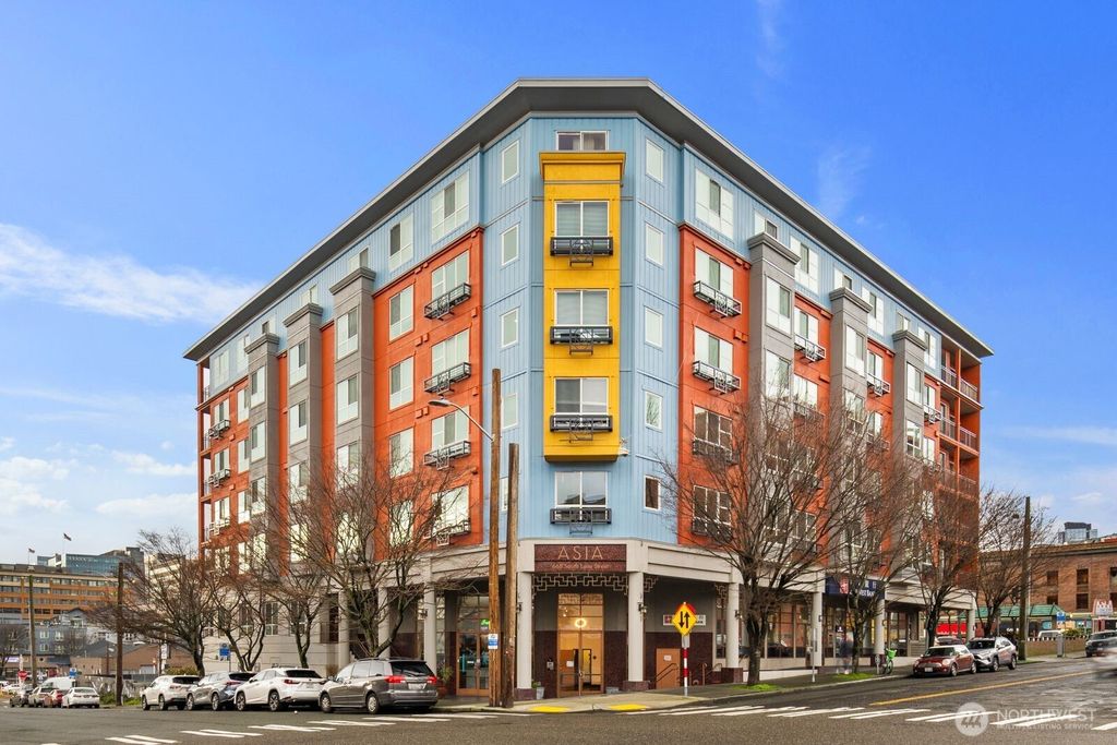 Photo of 668 S Lane Street #314, Seattle, WA 98104 (MLS # 2468051)