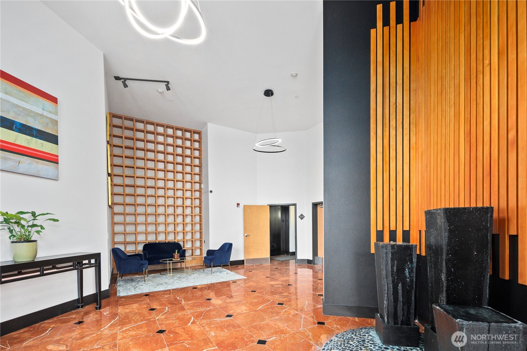 668 S Lane Street 314