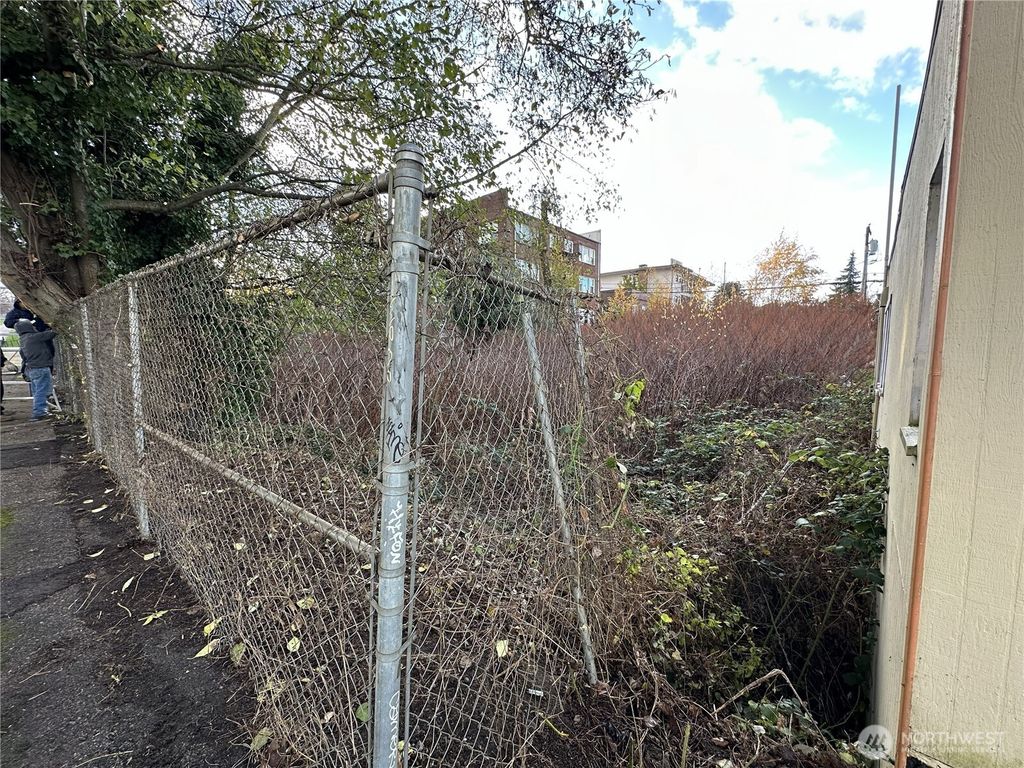 Photo of 3024 Grand Avenue, Everett, WA 98201 (MLS # 2477643)