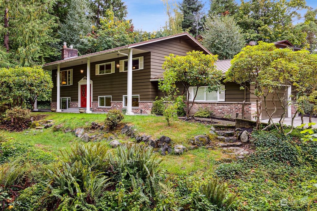 Photo of 439 SW 191st Street, Normandy Park, WA 98166 (MLS # 2159690)