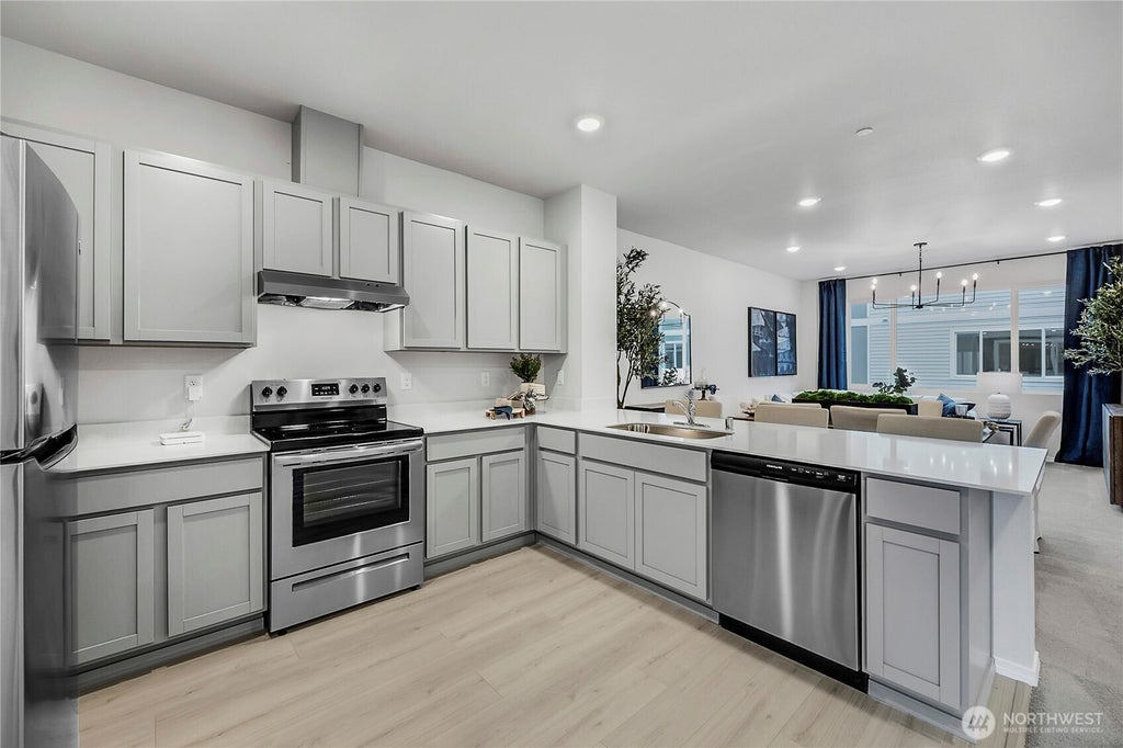 Photo of 34136 Pinnacle Peak Avenue SE, Black Diamond, WA 98010 (MLS # 2578546)