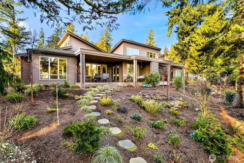 8778 Clubhouse Point Drive Blaine WA 98230
