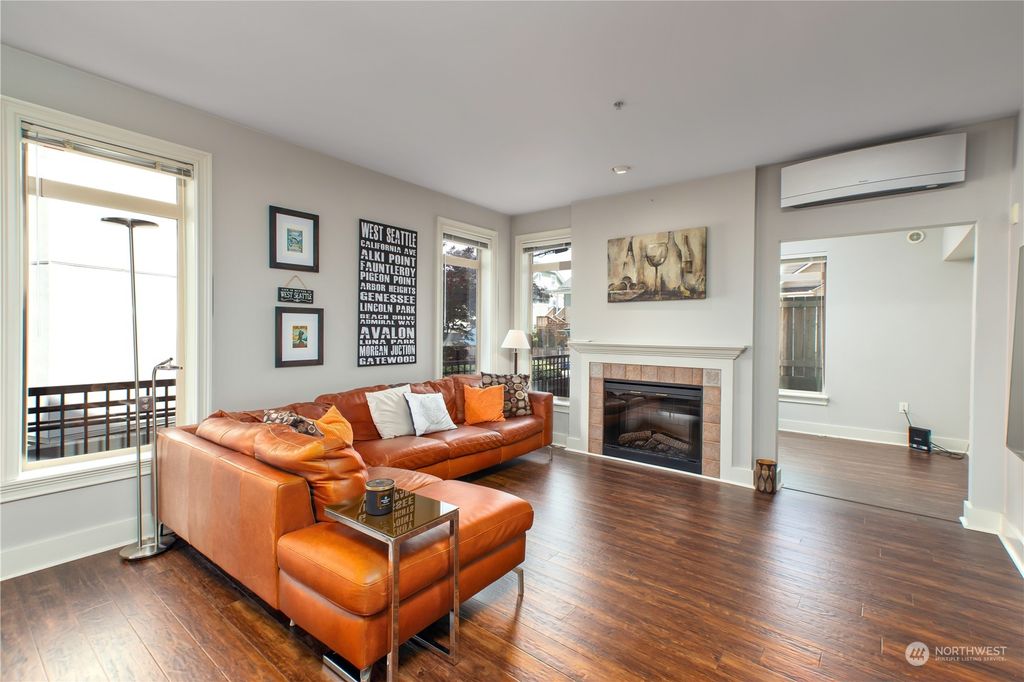 Photo of 5016 California Avenue SW #405, Seattle, WA 98136 (MLS # 2075404)