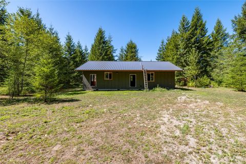 Photo of 8289 Lekcin Lane, Concrete, WA 98237 (MLS # 2423129) Photo of 8289 Lekcin Lane, Concrete, WA 98237 (MLS # 2423129)