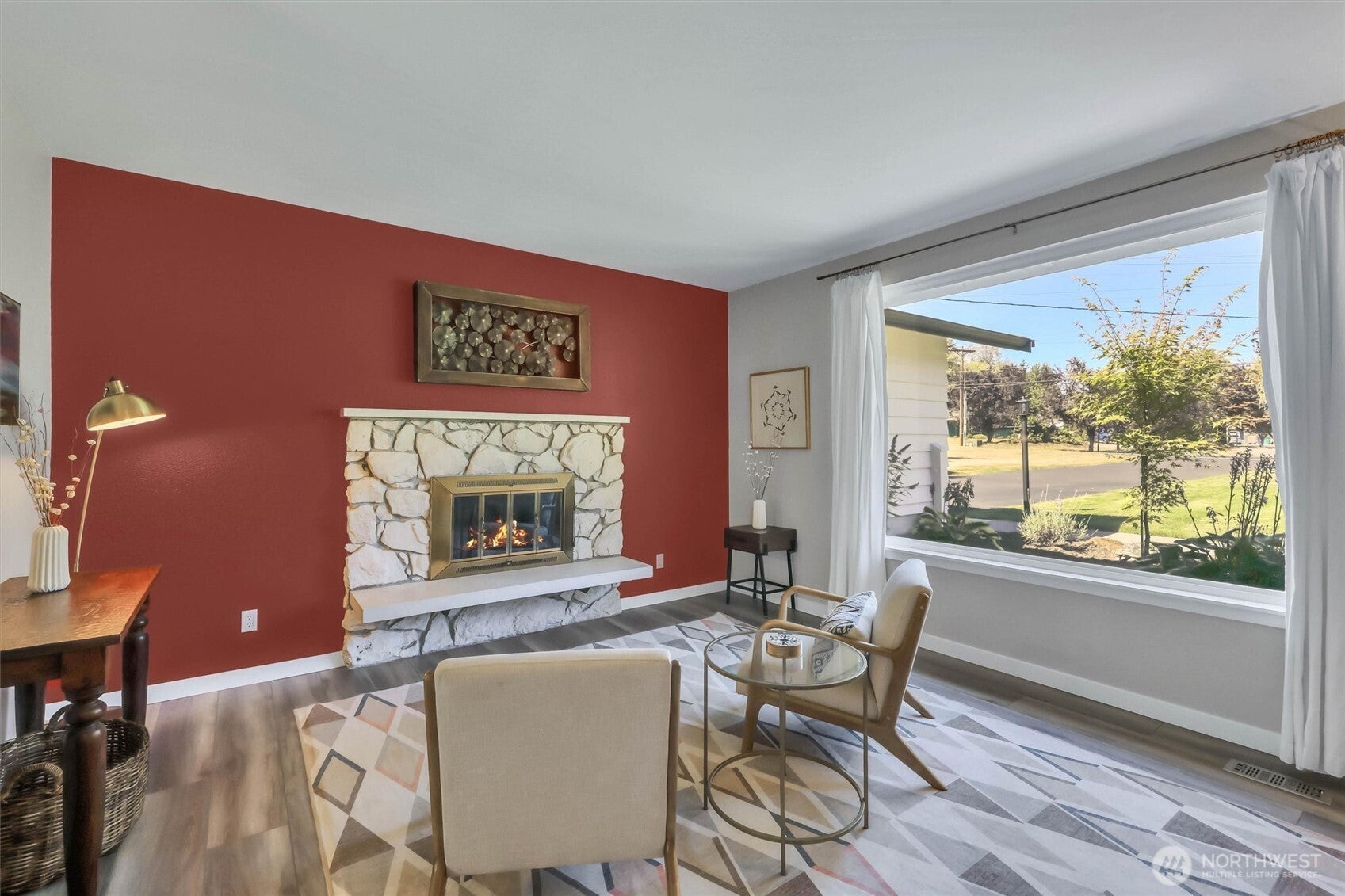 2102 Vine Road