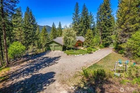 Photo of 18350 Beaver Valley Road Rd, Leavenworth, WA 98826 (MLS # 2373566)
