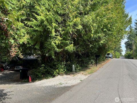 Photo of 2522 Westwind Drive NW, Olympia, WA 98502 (MLS # 2422817)