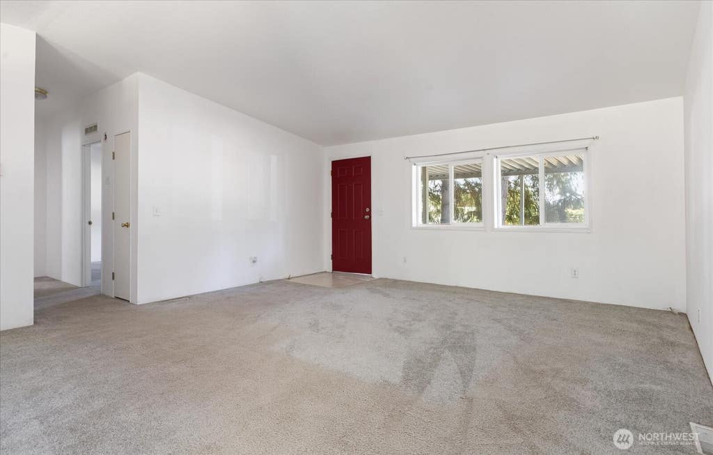 Photo of 5559 Vesel Court, Freeland, WA 98249 (MLS # 2543919)