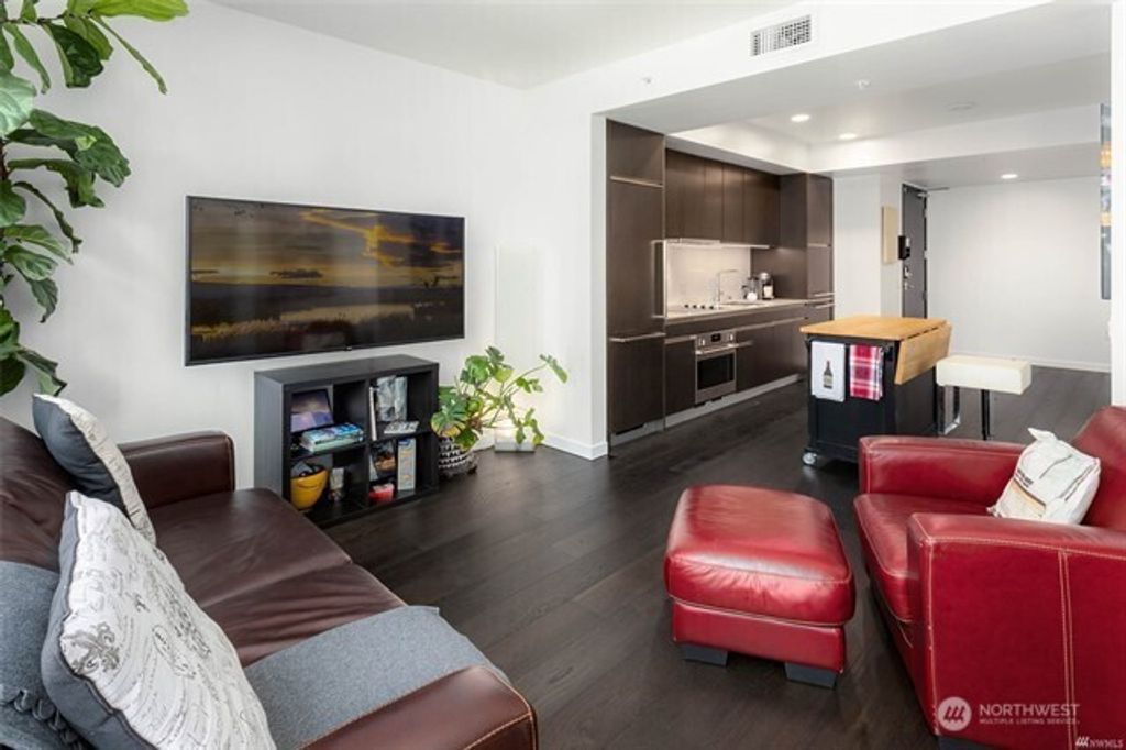 Photo of 1808 Minor Avenue #1607, Seattle, WA 98101 (MLS # 2459767)