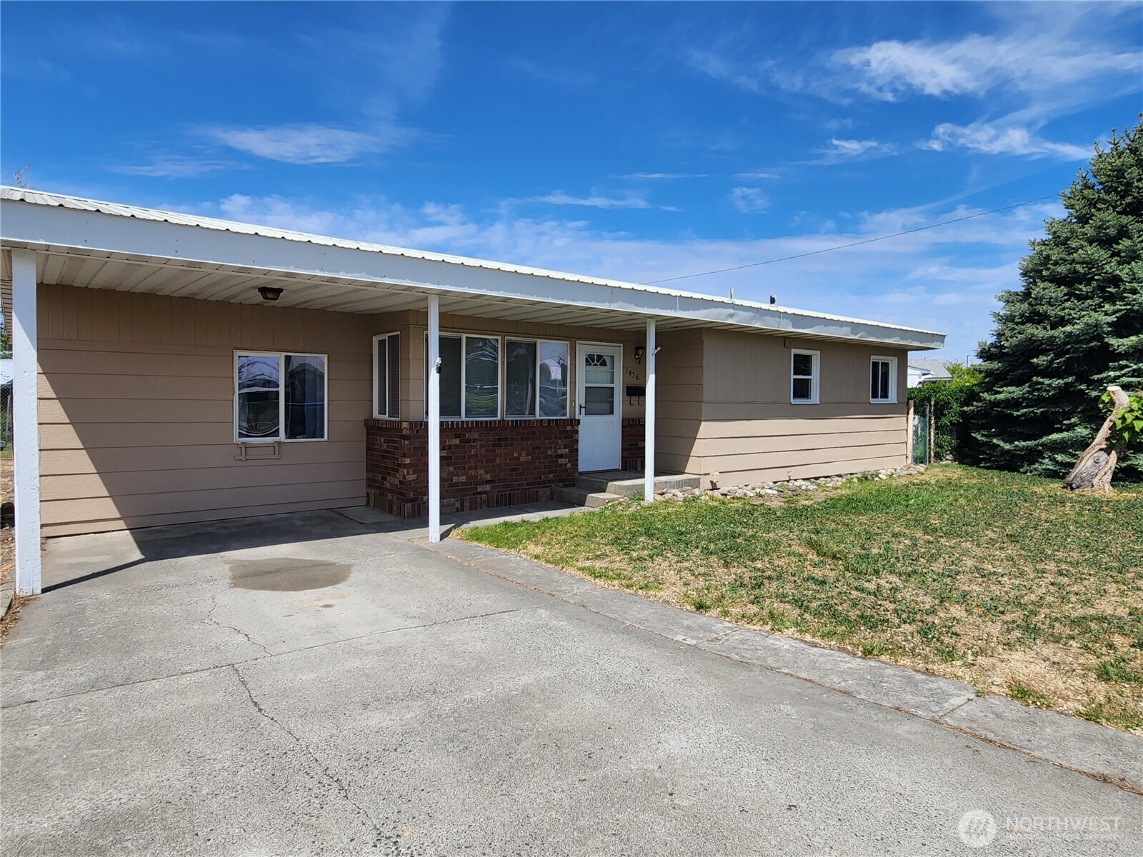 1476 W Sunset Drive