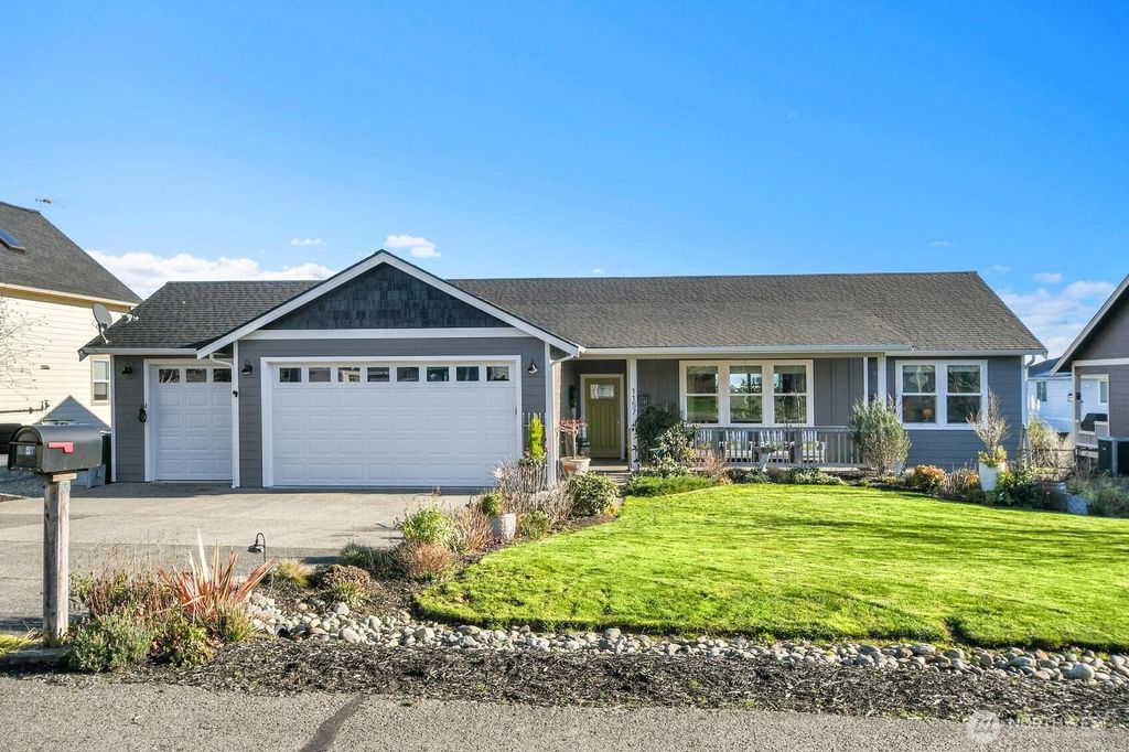 Photo of 1157 Central Drive, Camano Island, WA 98282 (MLS # 2465807)
