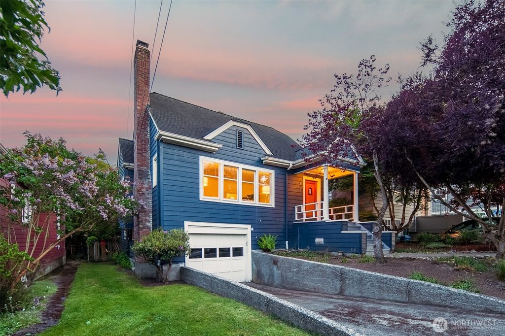Photo of 921 N 84th Street, Seattle, WA 98103 (MLS # 2376464)
