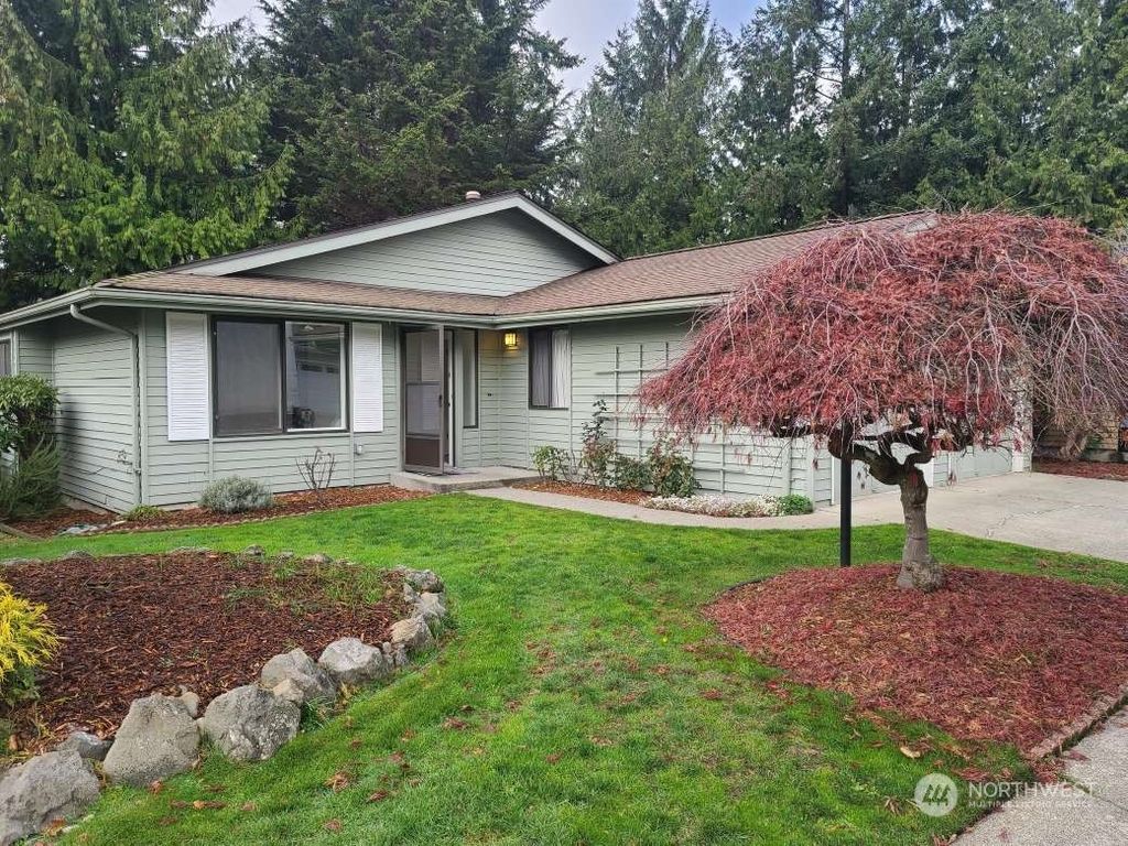 Photo of 24821 13th Avenue S, Des Moines, WA 98198 (MLS # 2182315)