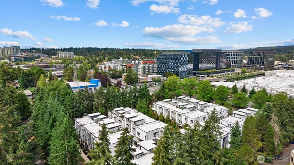 1022 124TH CT NE # E4, BELLEVUE, WA 98005 - Image fcceb6faccf6d5ad2a87114870eb7f8e/1277827006