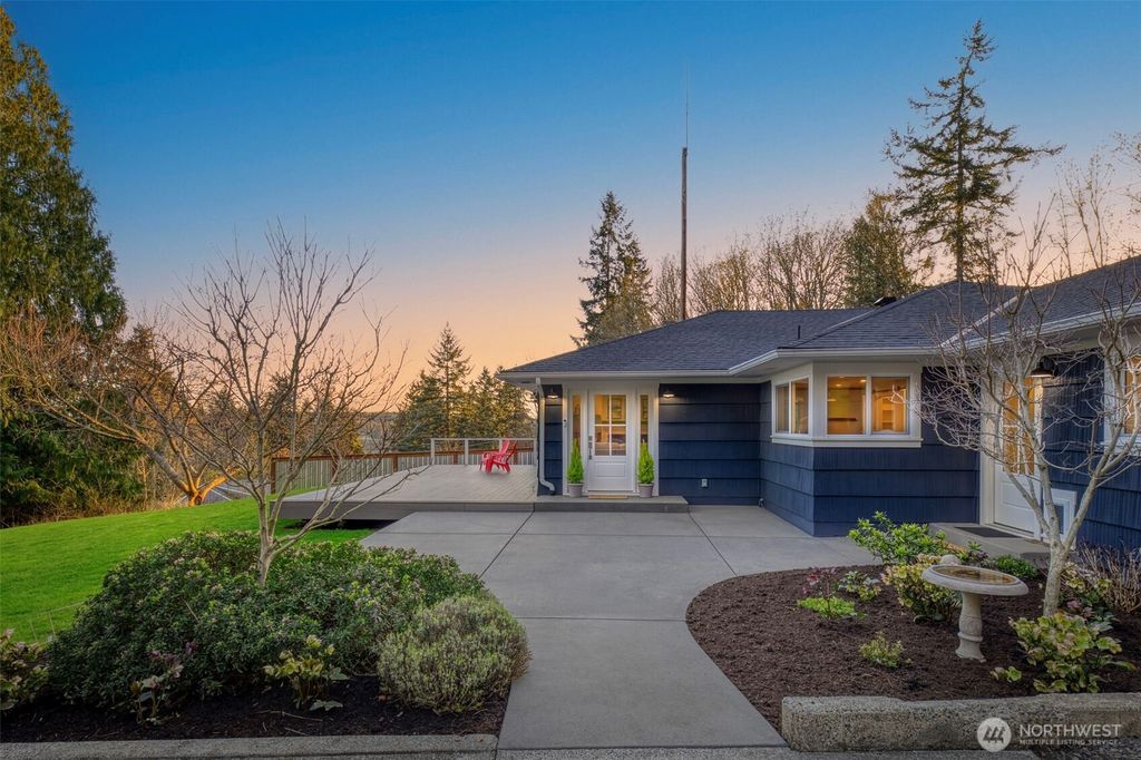 Photo of 26290 Ohio Avenue NE, Kingston, WA 98346 (MLS # 2499325)