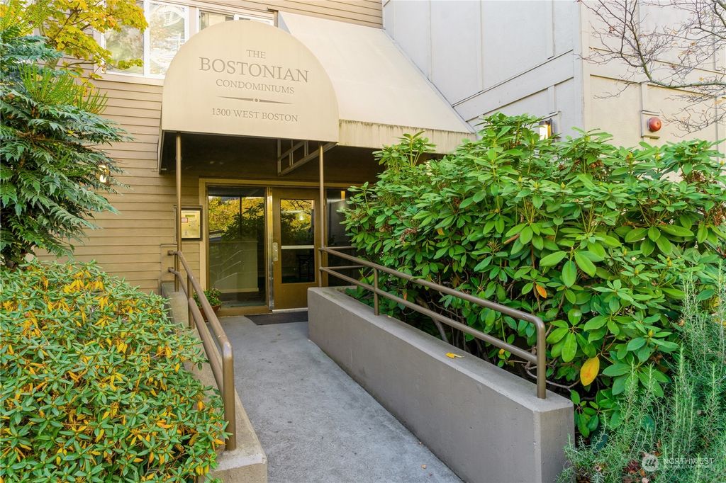 Photo of 1300 W Boston Street #25, Seattle, WA 98119 (MLS # 2018610)
